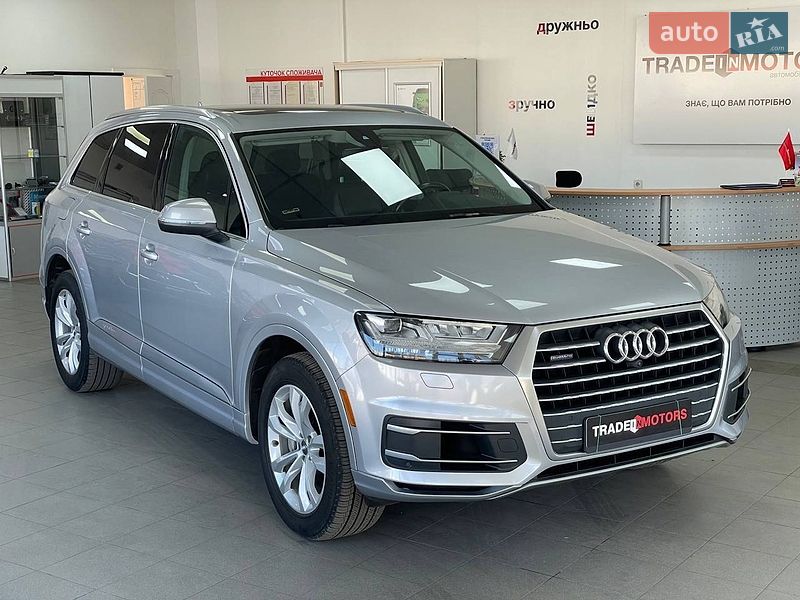Внедорожник / Кроссовер Audi Q7 2017 в Киеве
