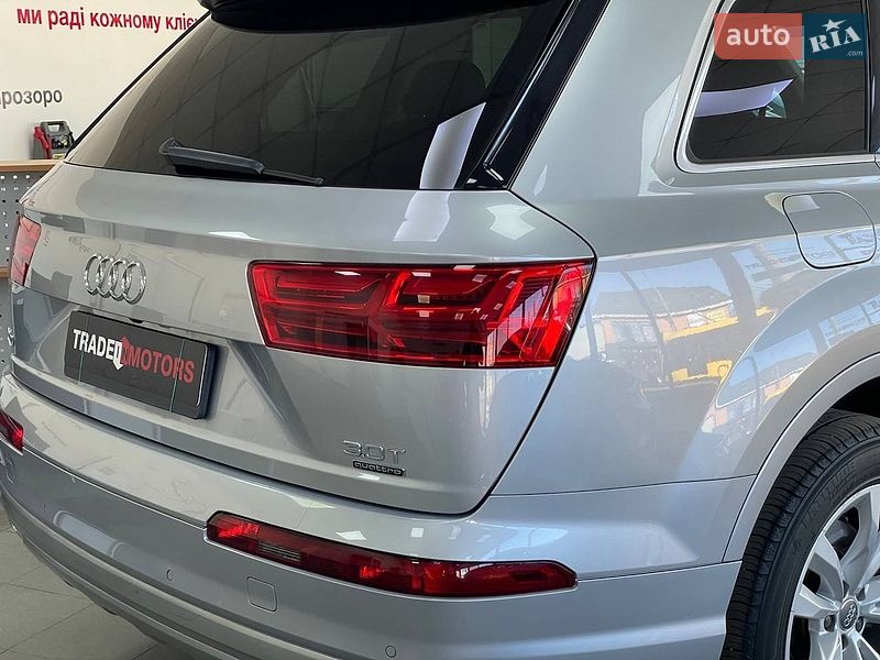 Внедорожник / Кроссовер Audi Q7 2017 в Киеве