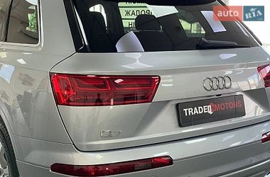 Внедорожник / Кроссовер Audi Q7 2017 в Киеве