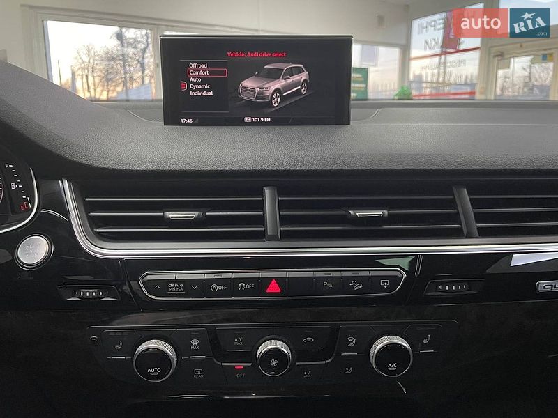 Внедорожник / Кроссовер Audi Q7 2017 в Киеве