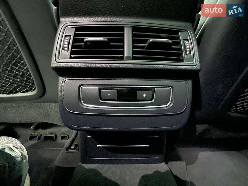 Внедорожник / Кроссовер Audi Q7 2017 в Киеве