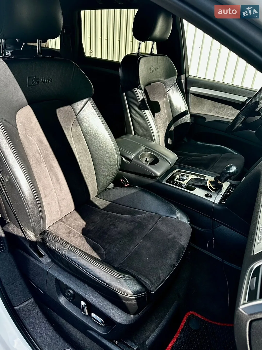 2010 Audi Q7 - мініатюра 13