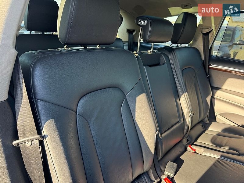 Позашляховик / Кросовер Audi Q7 2013 в Тернополі