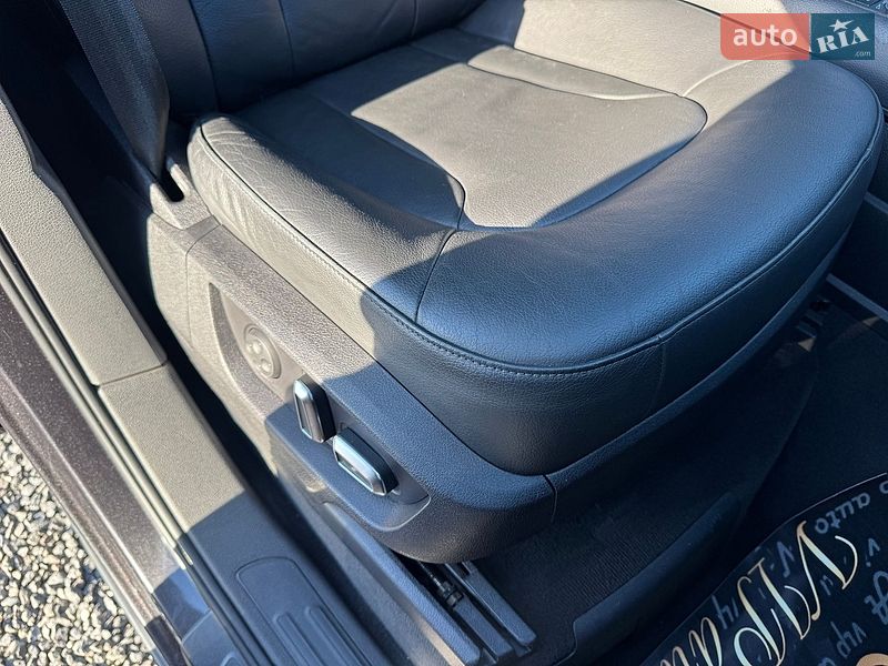 Позашляховик / Кросовер Audi Q7 2013 в Тернополі