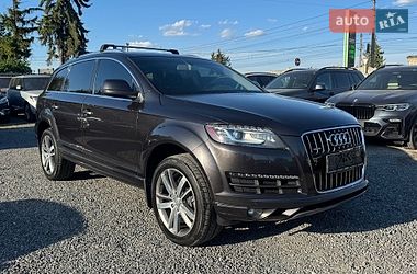Позашляховик / Кросовер Audi Q7 2013 в Тернополі