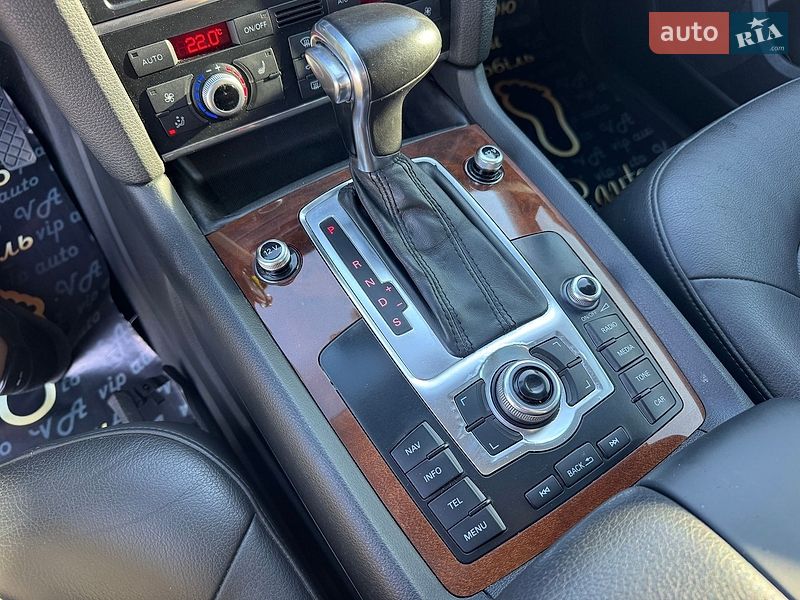 Позашляховик / Кросовер Audi Q7 2013 в Тернополі