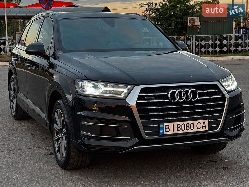 Внедорожник / Кроссовер Audi Q7 2017 в Кременчуге