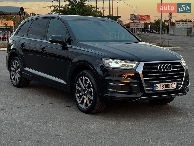 Внедорожник / Кроссовер Audi Q7 2017 в Кременчуге