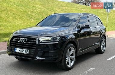 Позашляховик / Кросовер Audi Q7 2017 в Києві