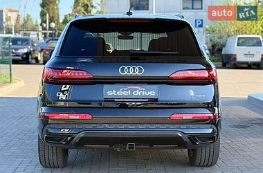 Позашляховик / Кросовер Audi Q7 2022 в Миколаєві