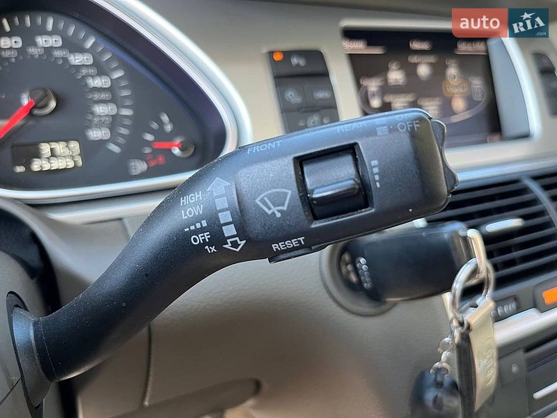 Внедорожник / Кроссовер Audi Q7 2013 в Киеве