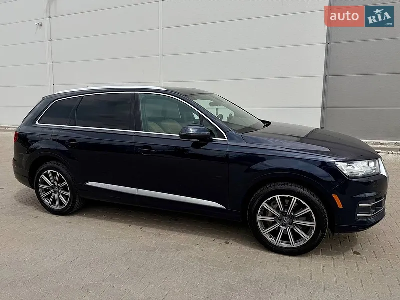 Audi Q7