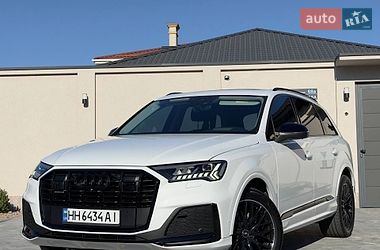 Внедорожник / Кроссовер Audi Q7 2020 в Одессе