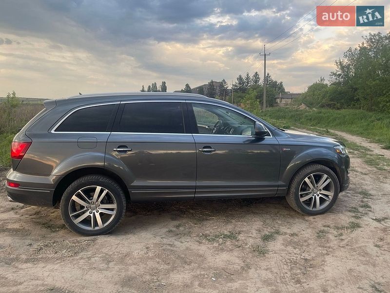 Внедорожник / Кроссовер Audi Q7 2012 в Ровно