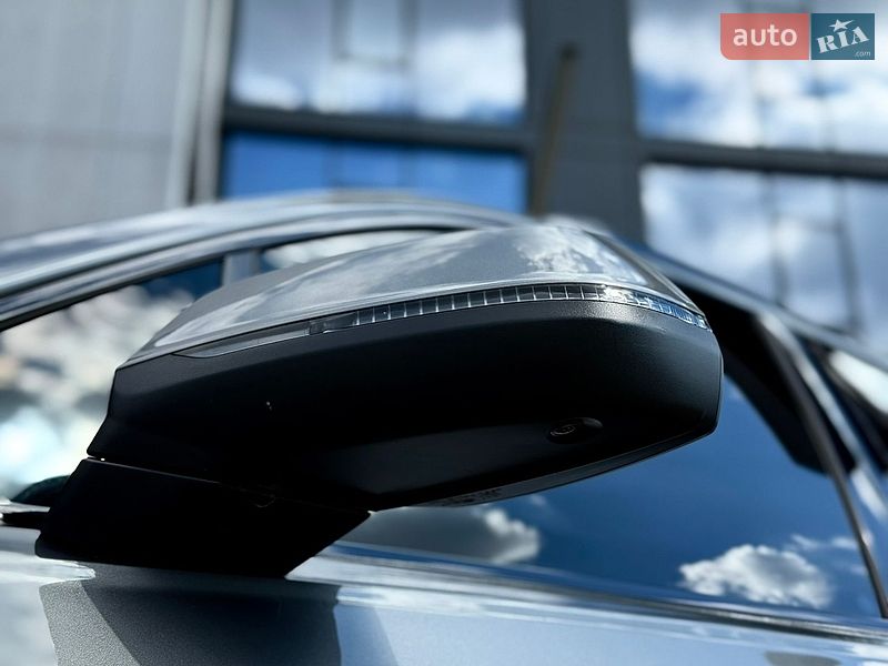 Внедорожник / Кроссовер Audi Q7 2017 в Львове