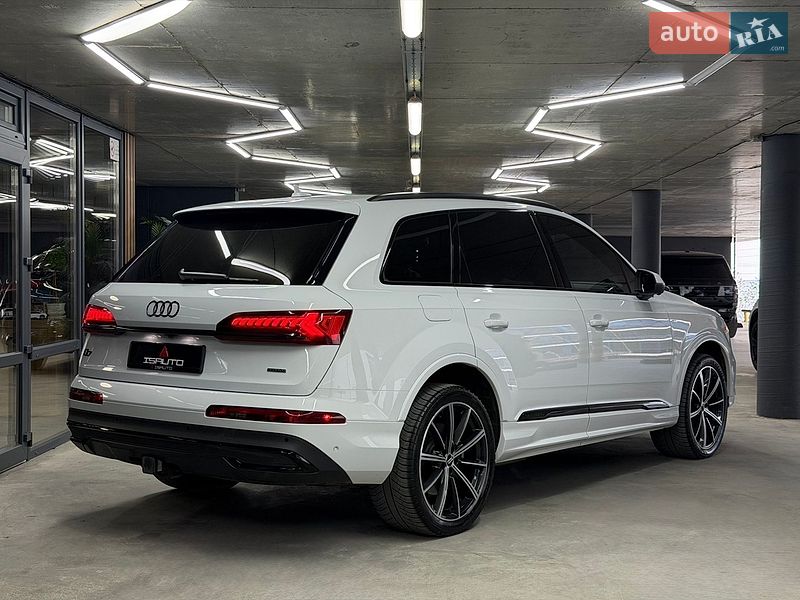 Позашляховик / Кросовер Audi Q7 2020 в Одесі
