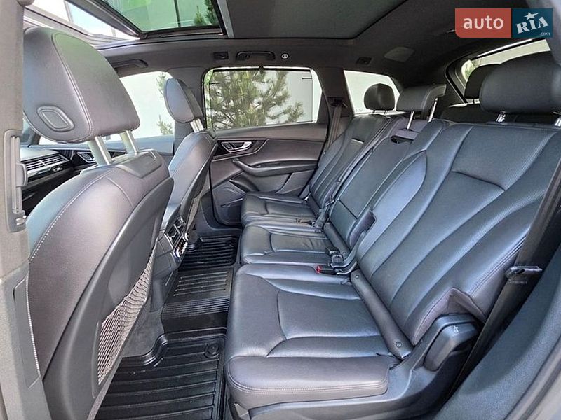 Позашляховик / Кросовер Audi Q7 2017 в Одесі