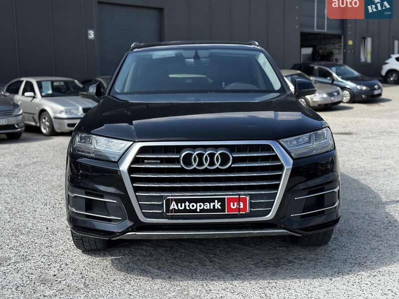 Позашляховик / Кросовер Audi Q7 2018 в Львові