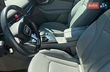 Позашляховик / Кросовер Audi Q7 2018 в Львові