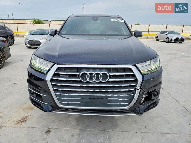 Внедорожник / Кроссовер Audi Q7 2017 в Львове
