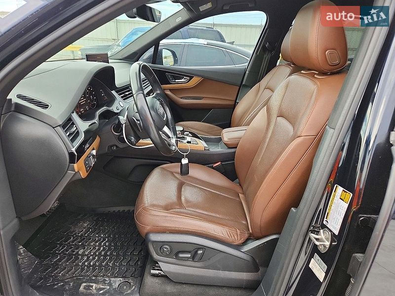 Внедорожник / Кроссовер Audi Q7 2017 в Львове