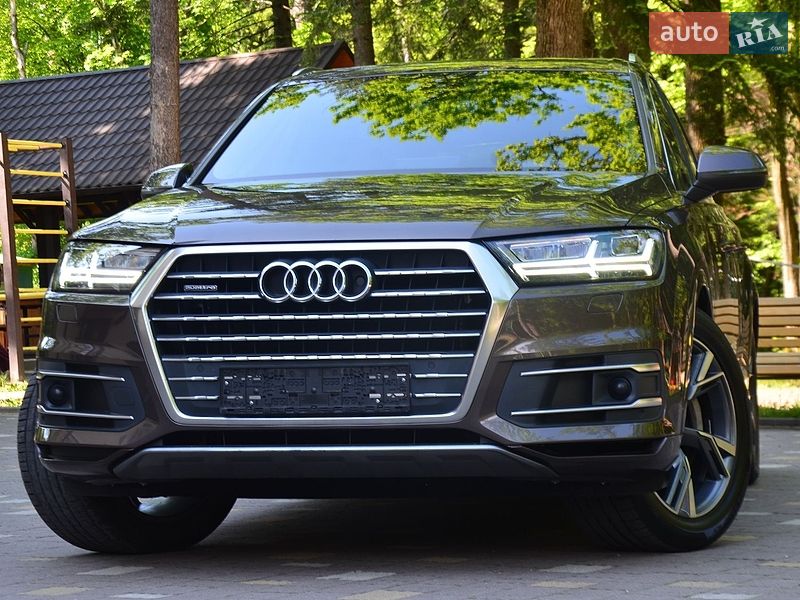 Позашляховик / Кросовер Audi Q7 2015 в Трускавці