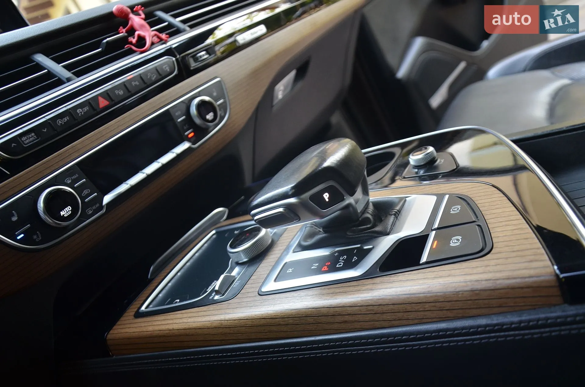 2015 Audi Q7 - мініатюра 48