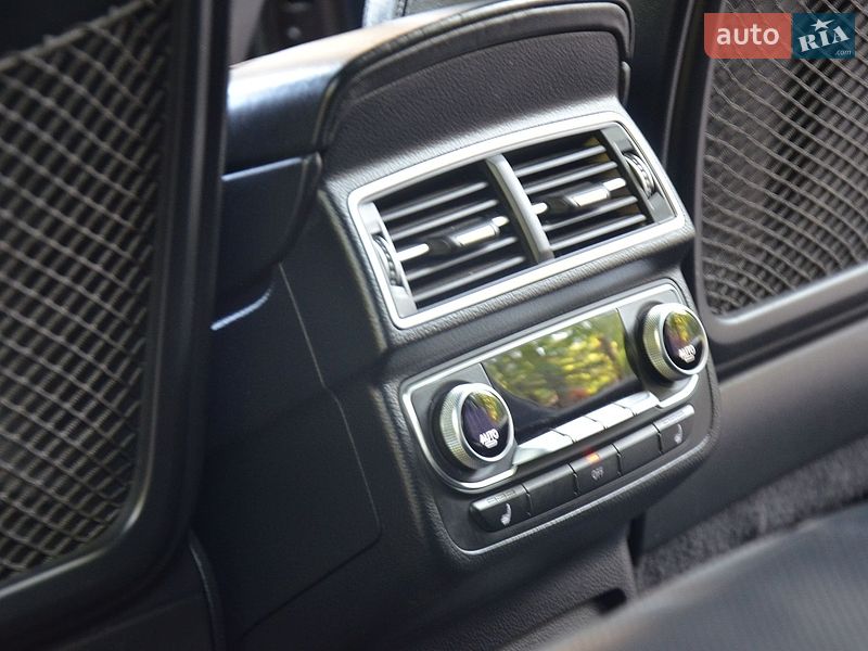 Позашляховик / Кросовер Audi Q7 2015 в Трускавці