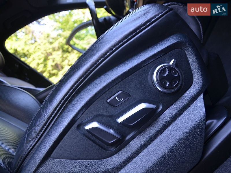 Позашляховик / Кросовер Audi Q7 2015 в Трускавці