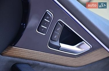 Позашляховик / Кросовер Audi Q7 2015 в Трускавці