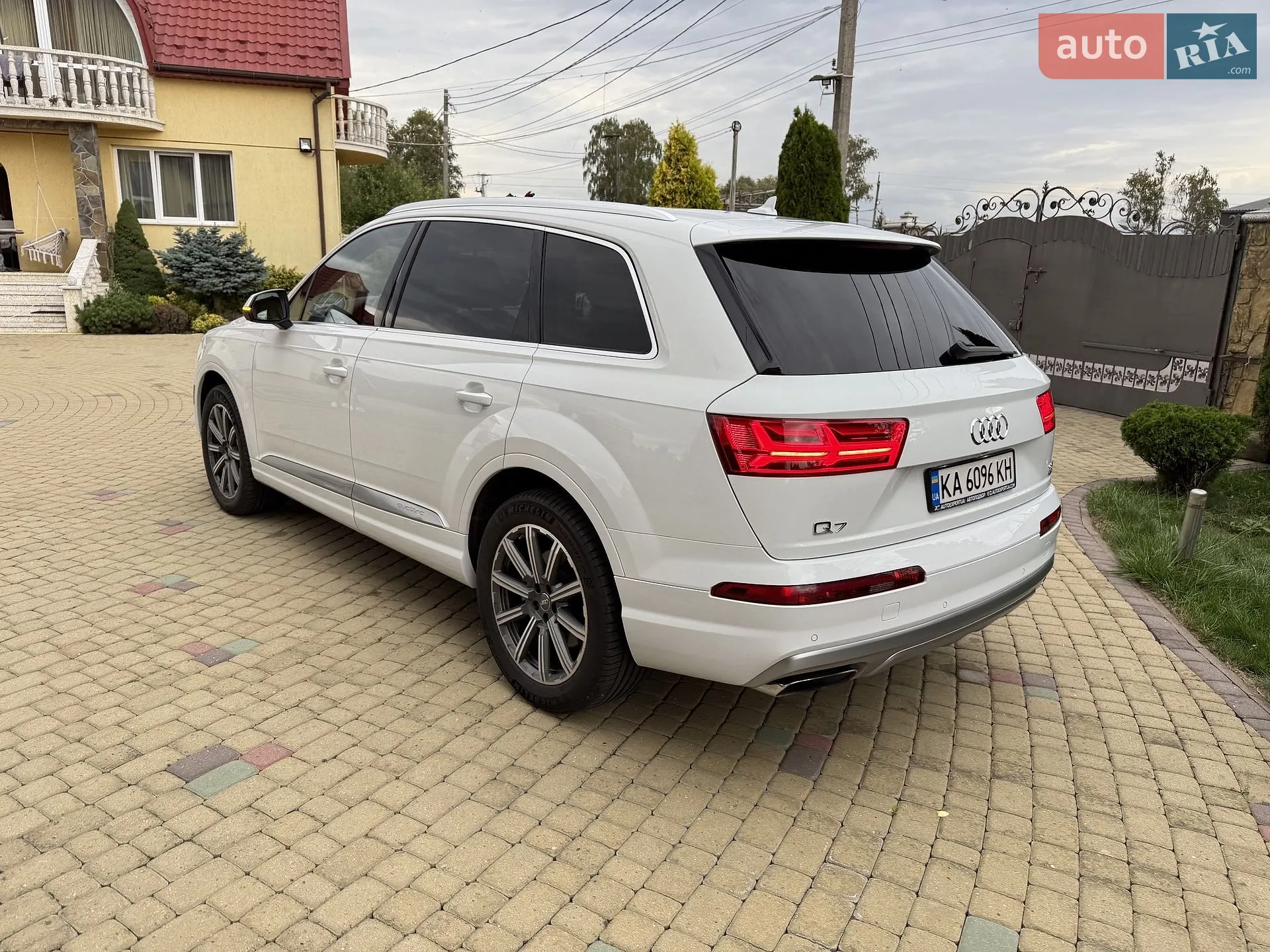 2017 Audi Q7 - мініатюра 12