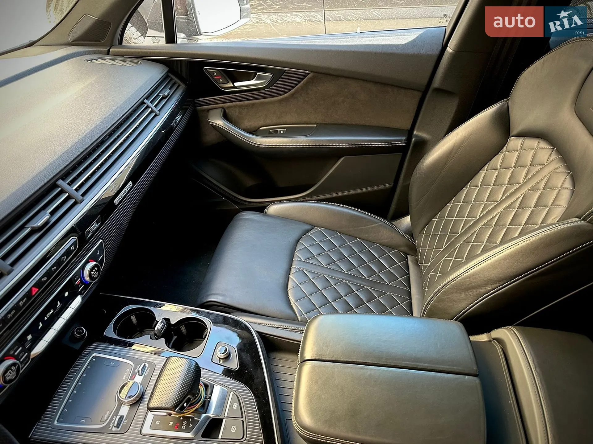 2016 Audi Q7 - мініатюра 14