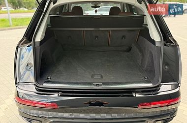 Внедорожник / Кроссовер Audi Q7 2020 в Виннице