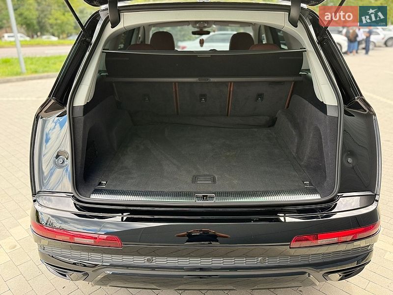 Внедорожник / Кроссовер Audi Q7 2020 в Виннице