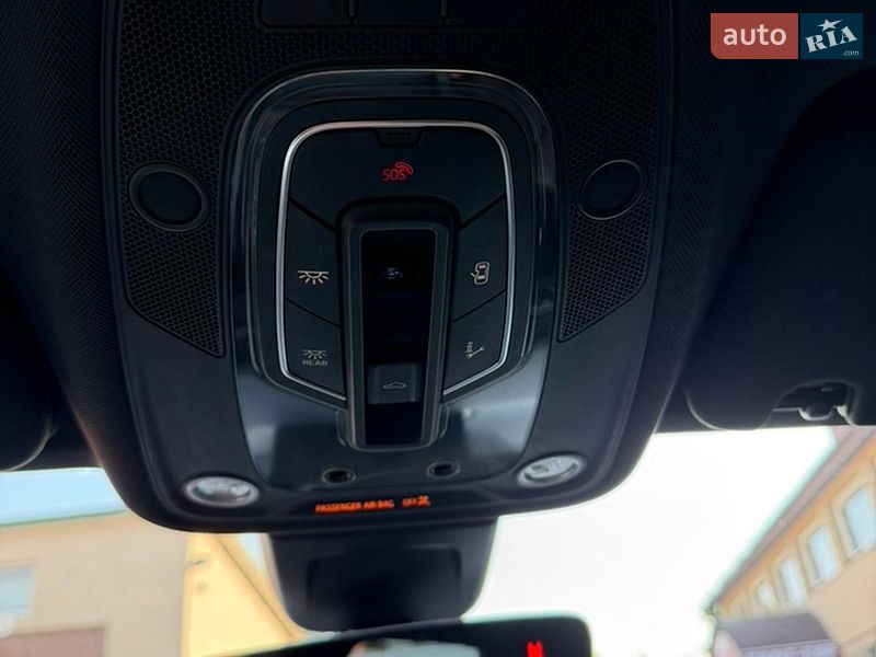 Позашляховик / Кросовер Audi Q7 2017 в Володимирі