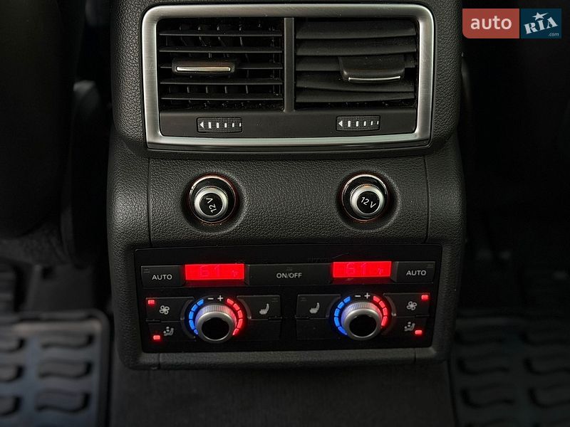 Внедорожник / Кроссовер Audi Q7 2014 в Ровно