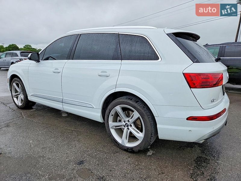 Позашляховик / Кросовер Audi Q7 2018 в Львові