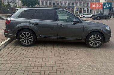 Позашляховик / Кросовер Audi Q7 2016 в Черкасах