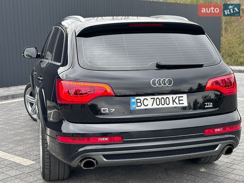 Позашляховик / Кросовер Audi Q7 2013 в Самборі