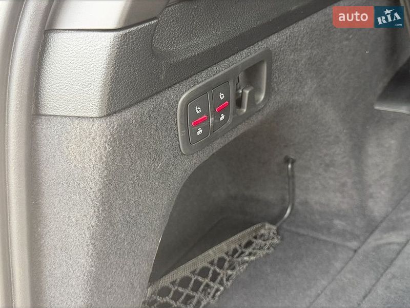 Позашляховик / Кросовер Audi Q7 2020 в Новояворівську