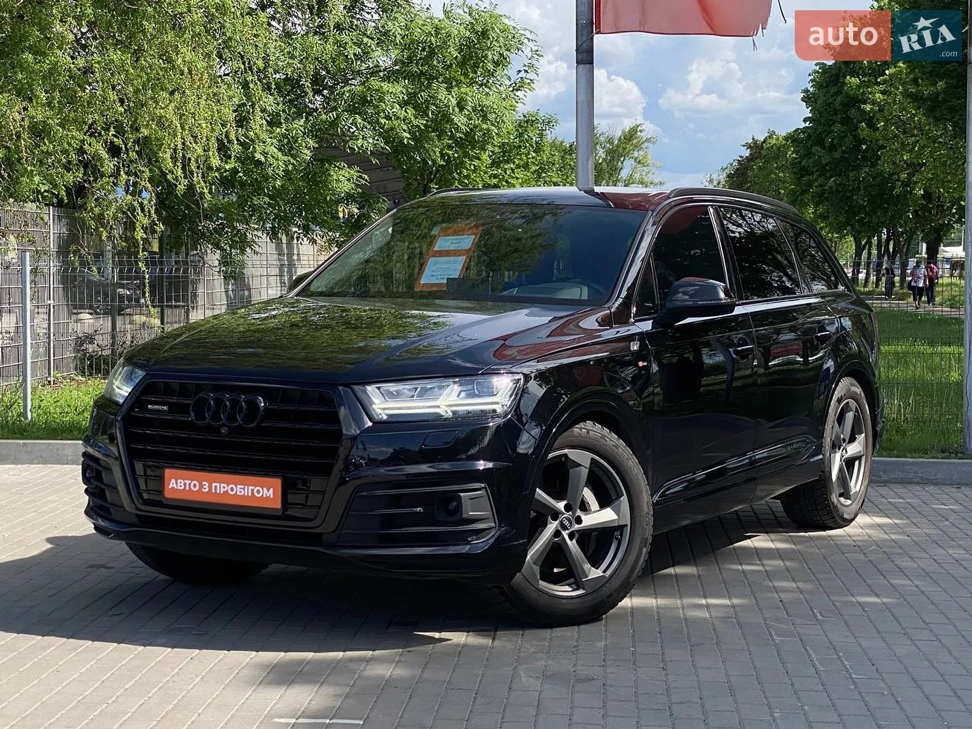 2018 Audi Q7 - фото 1