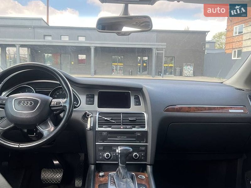 Внедорожник / Кроссовер Audi Q7 2013 в Нововолынске фото 31 Внедорожник / Кроссовер Audi Q7 2013 в Нововолынске