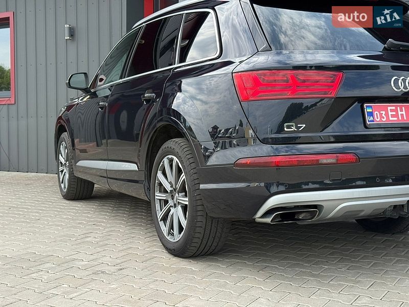 Внедорожник / Кроссовер Audi Q7 2017 в Ковеле