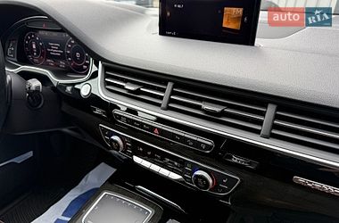 Внедорожник / Кроссовер Audi Q7 2017 в Ковеле
