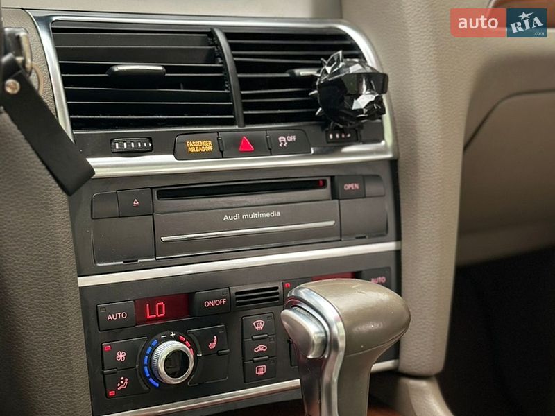 Внедорожник / Кроссовер Audi Q7 2013 в Надворной