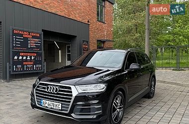 Позашляховик / Кросовер Audi Q7 2015 в Запоріжжі