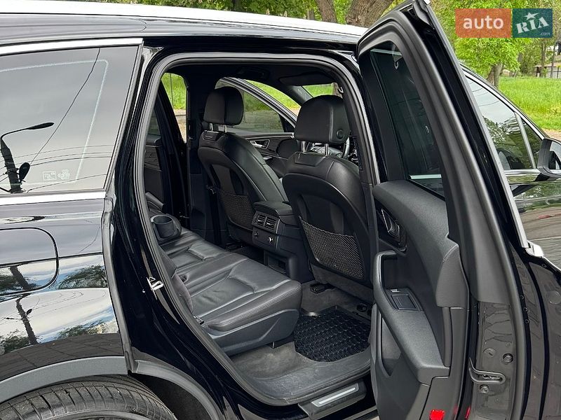 Внедорожник / Кроссовер Audi Q7 2015 в Запорожье
