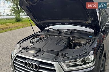 Позашляховик / Кросовер Audi Q7 2015 в Запоріжжі