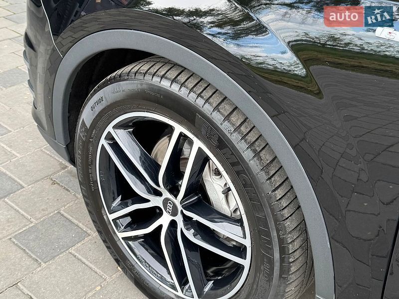 Внедорожник / Кроссовер Audi Q7 2015 в Запорожье