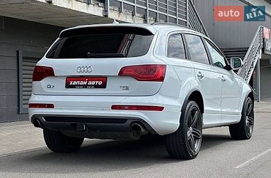 Позашляховик / Кросовер Audi Q7 2013 в Києві